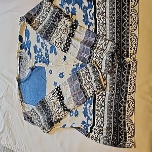 LX sweater mult color